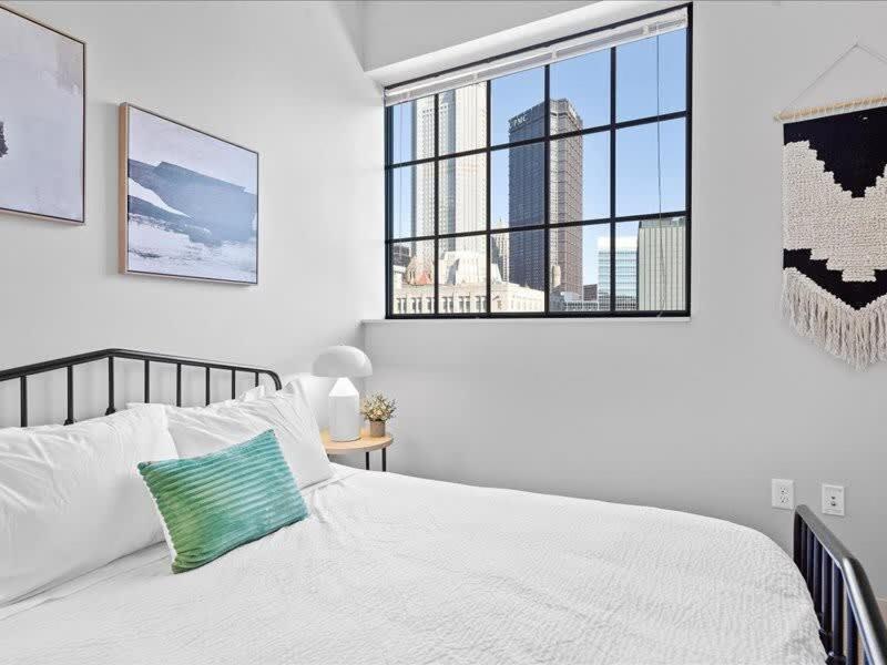 Cozysuites Modern 1Br, Downtown Pittsburgh Exterior photo